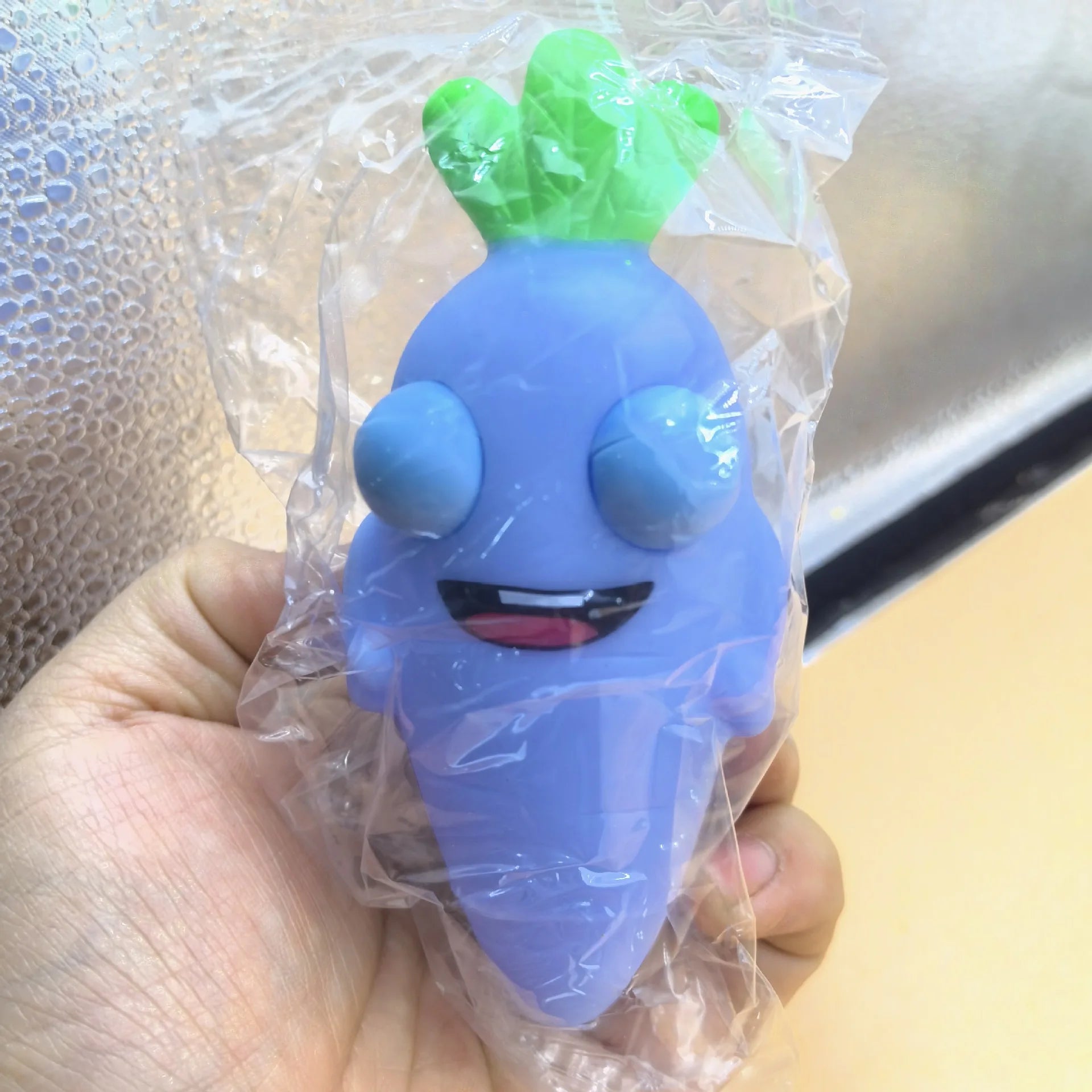 Creative Carrots Popping the Eyes Cute Fruit Squeezing Toys for Kids Silicon Decompression Stress Vent Explosive Squeeze Eye Toy